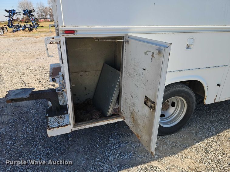 image for item EO4832 2011 Ford F350 Super Duty  utility bed pickup truck