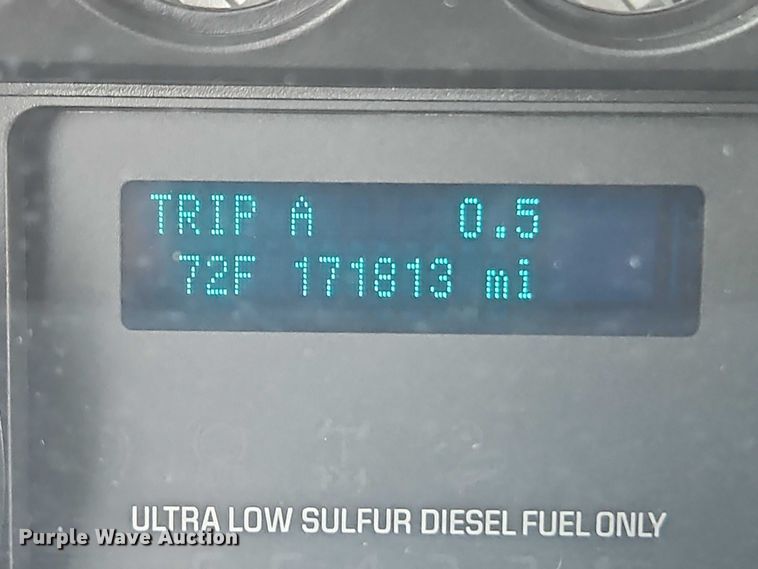 image for item EO4832 2011 Ford F350 Super Duty  utility bed pickup truck