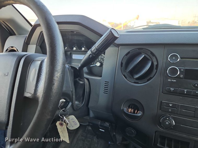 image for item EO4832 2011 Ford F350 Super Duty  utility bed pickup truck