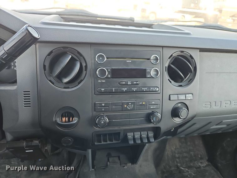 image for item EO4832 2011 Ford F350 Super Duty  utility bed pickup truck