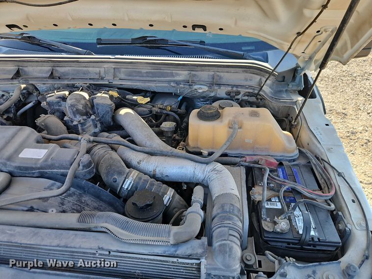 image for item EO4832 2011 Ford F350 Super Duty  utility bed pickup truck