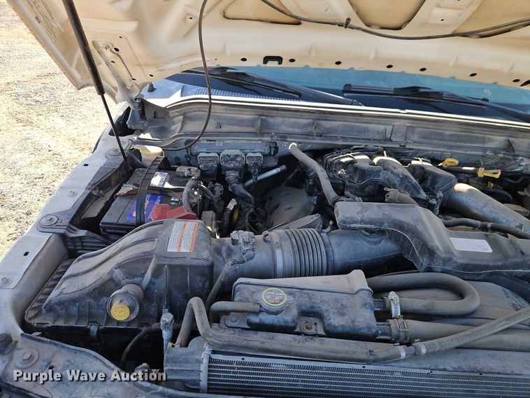 image for item EO4832 2011 Ford F350 Super Duty  utility bed pickup truck