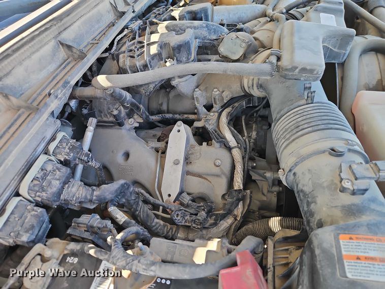 image for item EO4832 2011 Ford F350 Super Duty  utility bed pickup truck