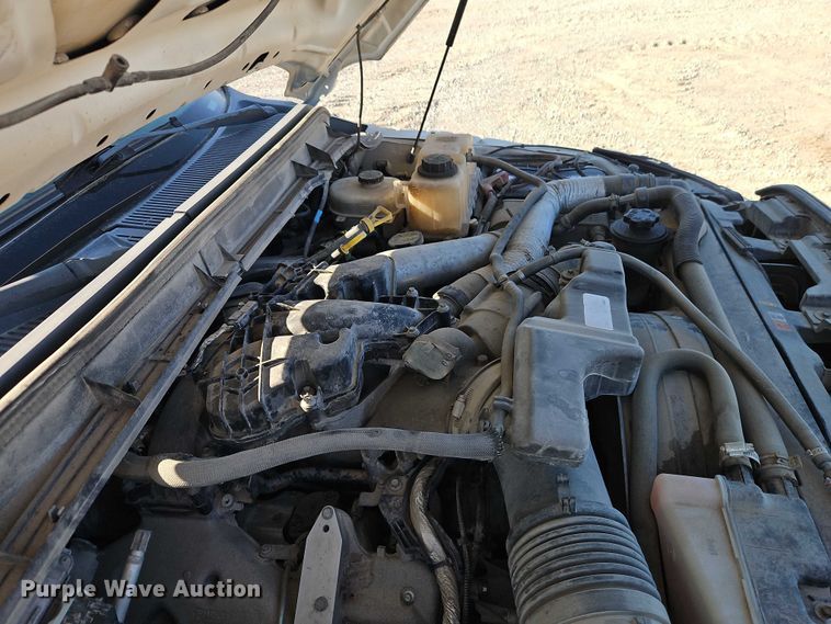 image for item EO4832 2011 Ford F350 Super Duty  utility bed pickup truck