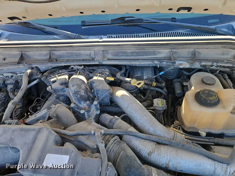 image for item EO4832 2011 Ford F350 Super Duty  utility bed pickup truck