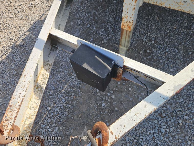 image for item EO4833 2006 K & K Trailers  utility trailer