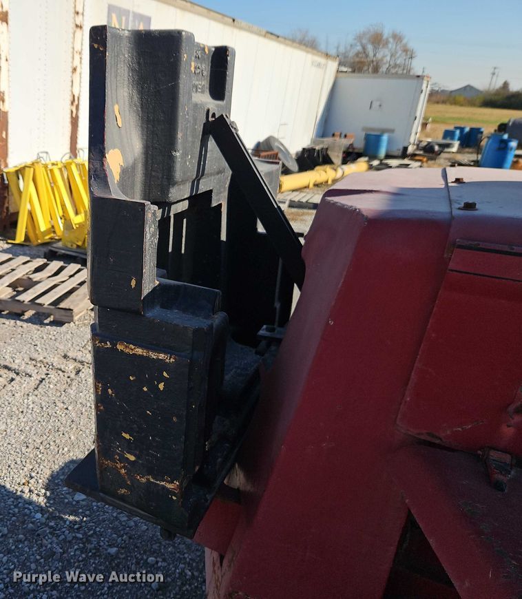 image for item EO4835 Liftall HT100D forklift