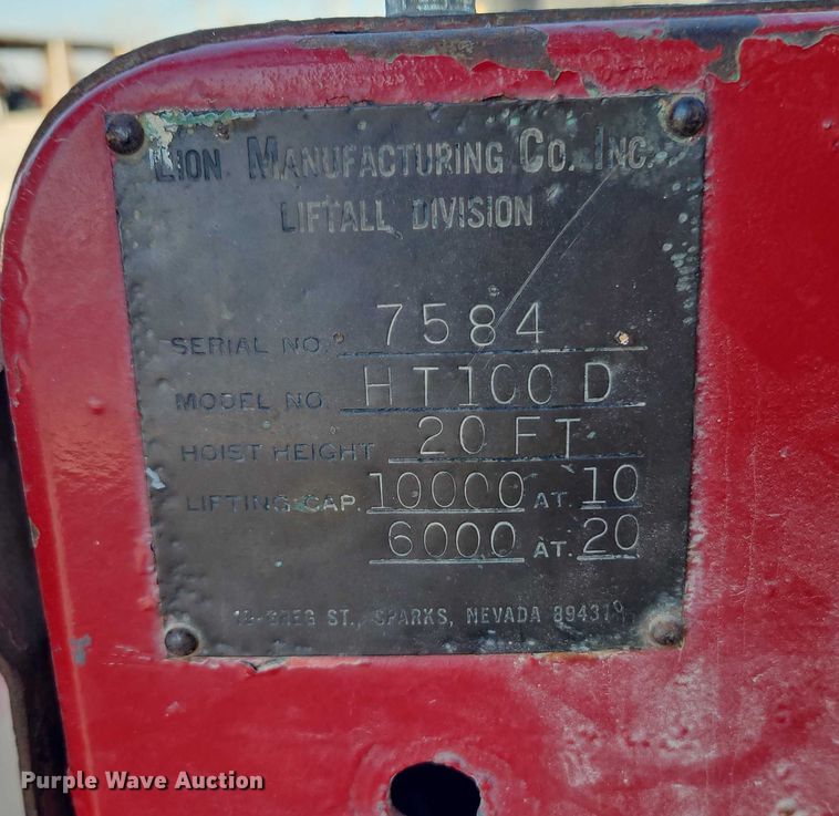 image for item EO4835 Liftall HT100D forklift