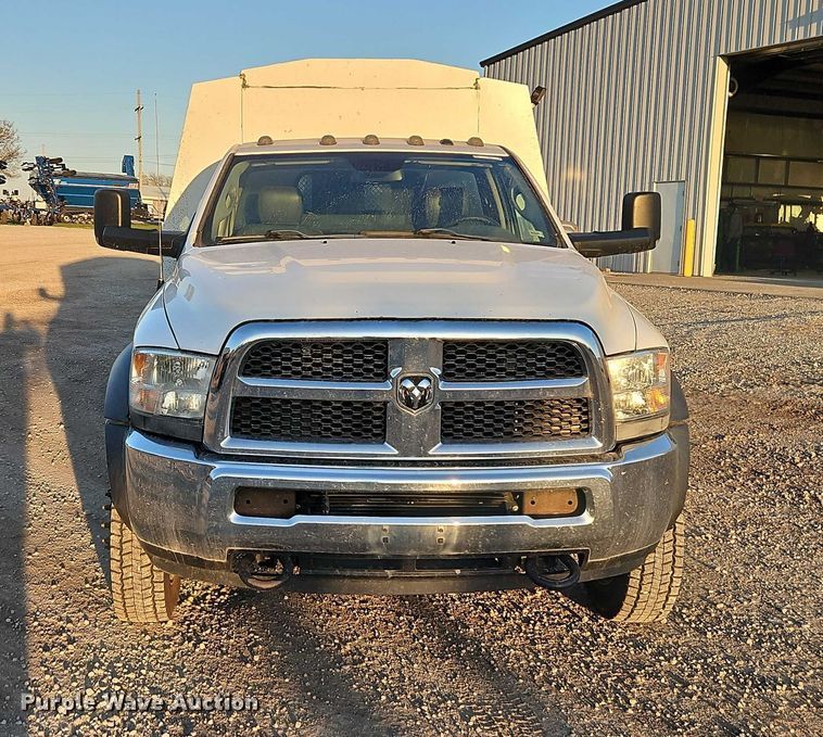 image for item EO4837 2014 RAM 5500 utility / service truck