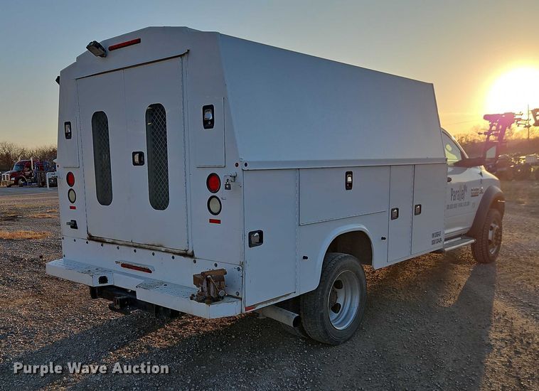 image for item EO4837 2014 RAM 5500 utility / service truck