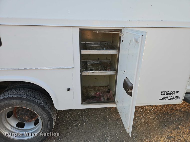 image for item EO4837 2014 RAM 5500 utility / service truck