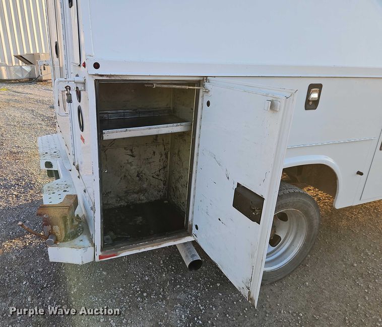 image for item EO4837 2014 RAM 5500 utility / service truck