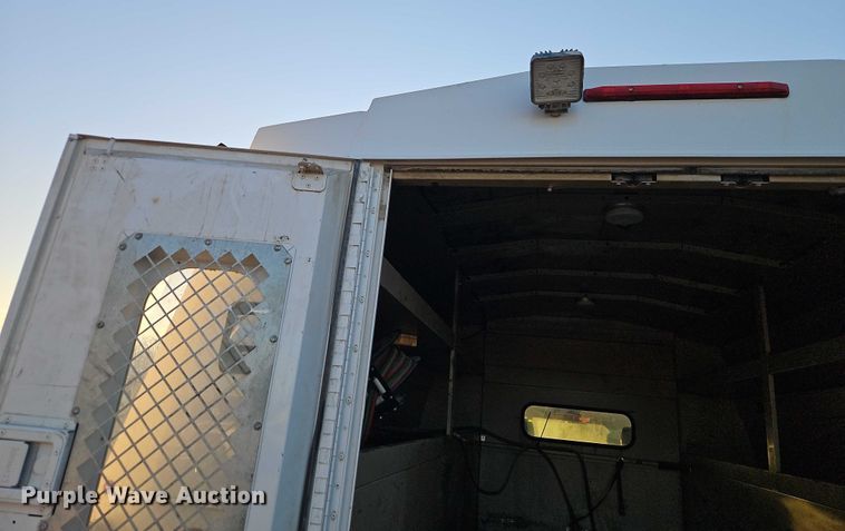 image for item EO4837 2014 RAM 5500 utility / service truck