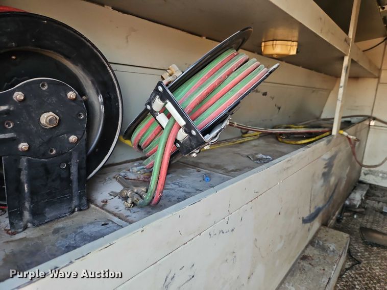 image for item EO4837 2014 RAM 5500 utility / service truck