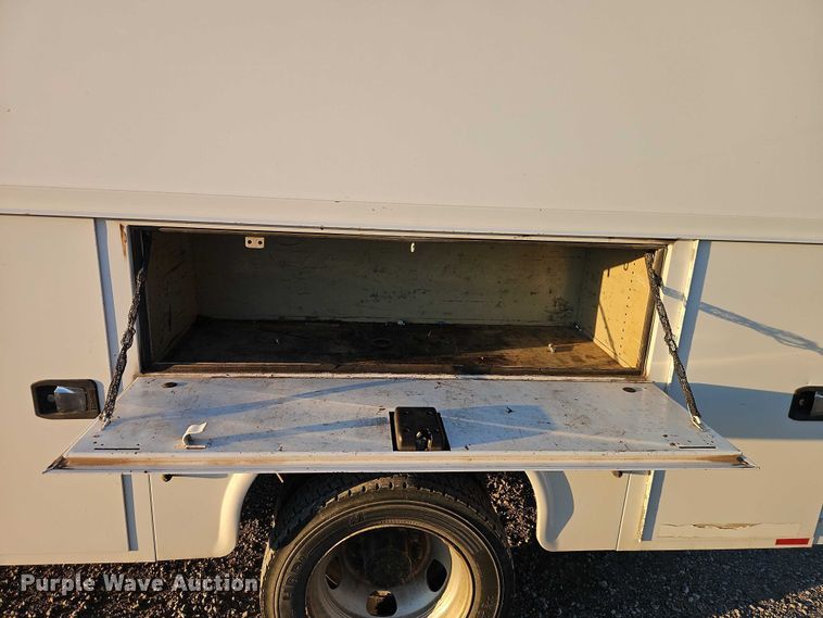 image for item EO4837 2014 RAM 5500 utility / service truck