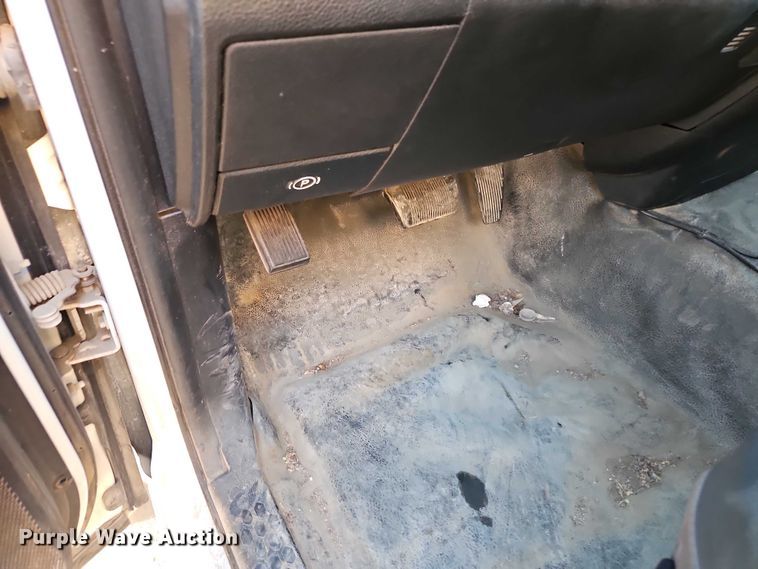 image for item EO4837 2014 RAM 5500 utility / service truck