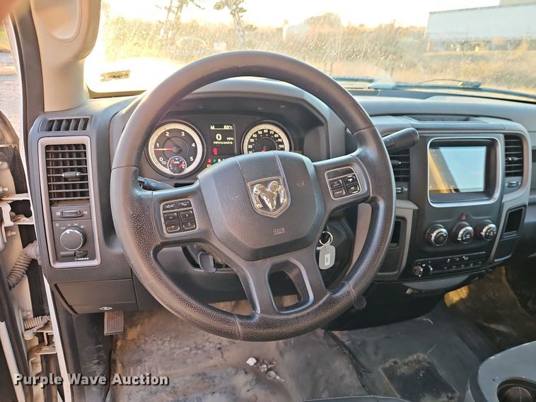 image for item EO4837 2014 RAM 5500 utility / service truck