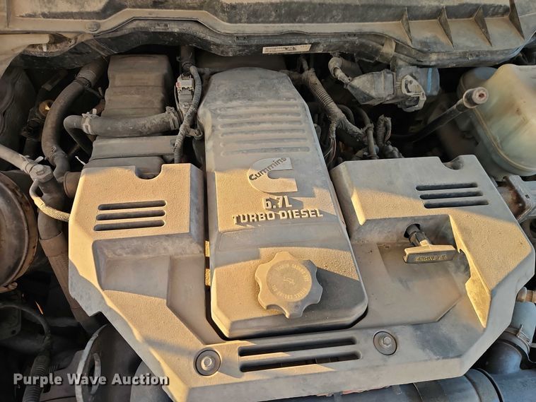 image for item EO4837 2014 RAM 5500 utility / service truck