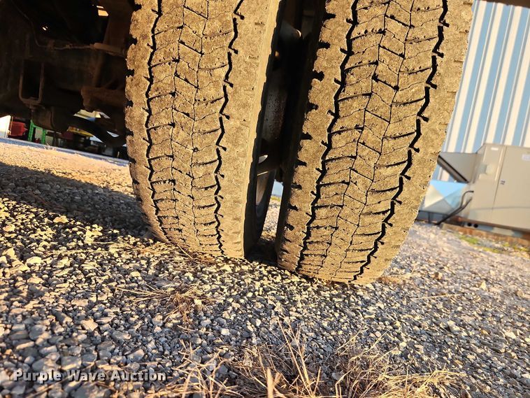 image for item EO4837 2014 RAM 5500 utility / service truck