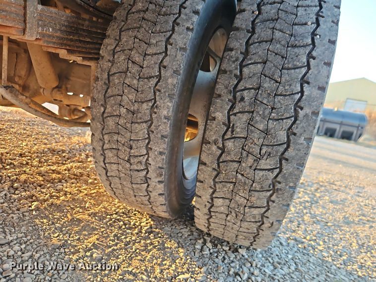 image for item EO4837 2014 RAM 5500 utility / service truck