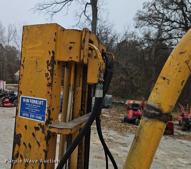 image for item EO4838 Towmotor T50 forklift