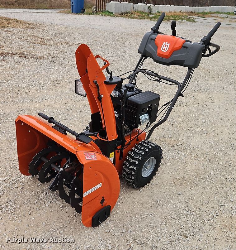 image for item EO4839 Husqvarna ST 227 snow blower