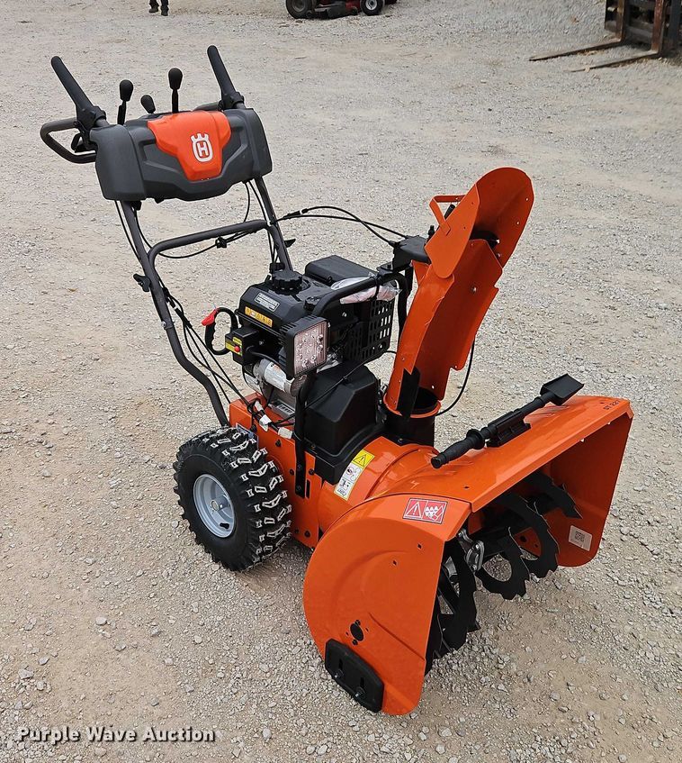 image for item EO4839 Husqvarna ST 227 snow blower