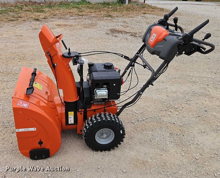 image for item EO4839 Husqvarna ST 227 snow blower