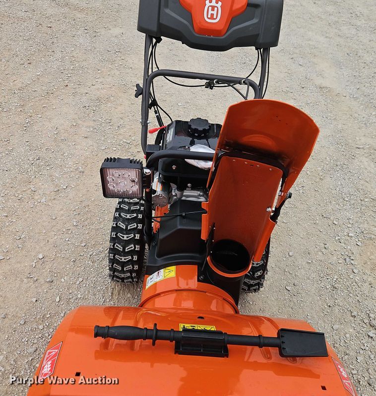 image for item EO4839 Husqvarna ST 227 snow blower