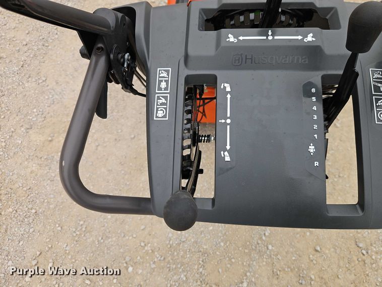 image for item EO4839 Husqvarna ST 227 snow blower