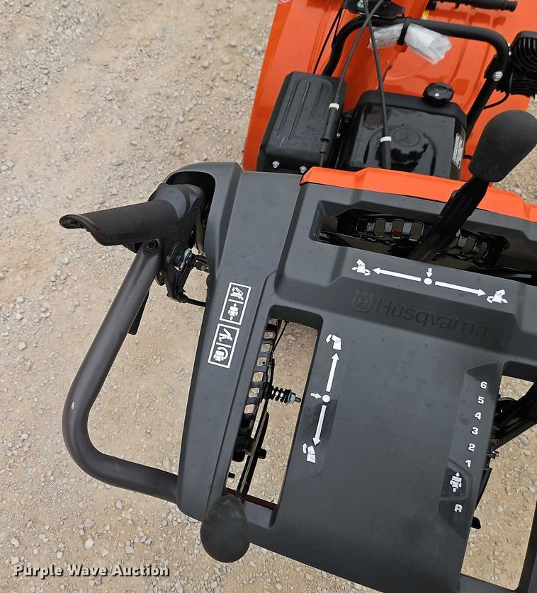 image for item EO4839 Husqvarna ST 227 snow blower