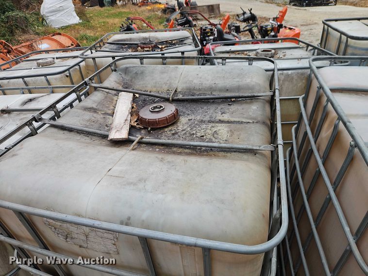 image for item EO4840 Tanks