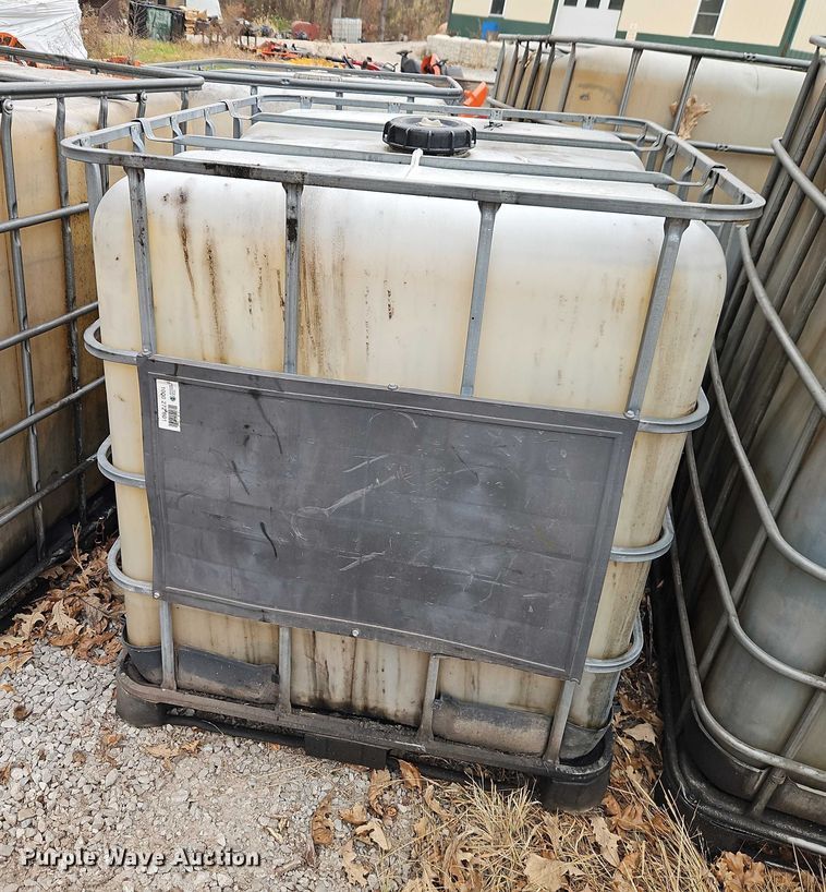 image for item EO4840 Tanks