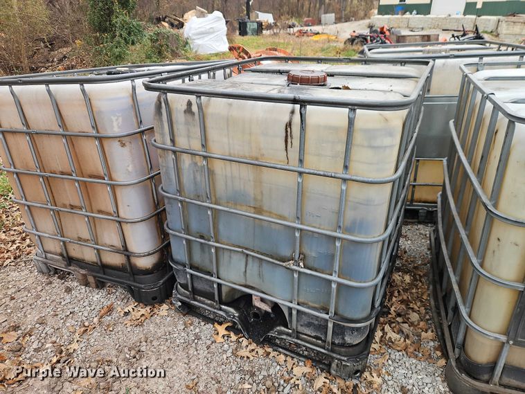 image for item EO4840 Tanks