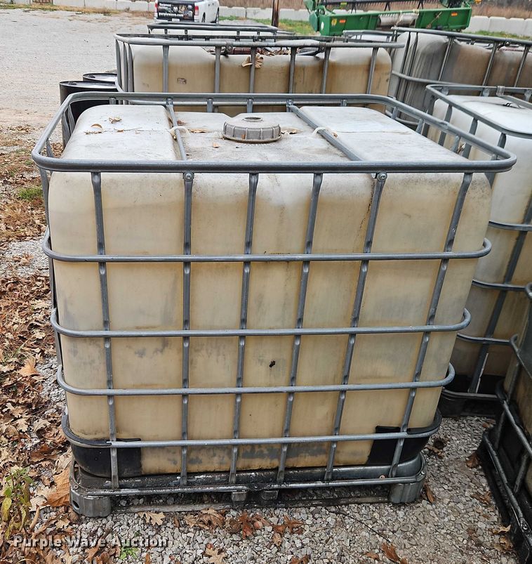 image for item EO4840 Tanks