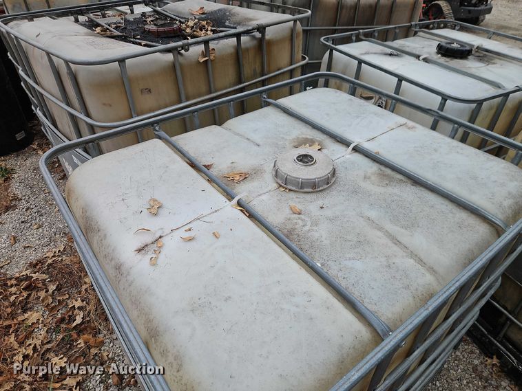 image for item EO4840 Tanks