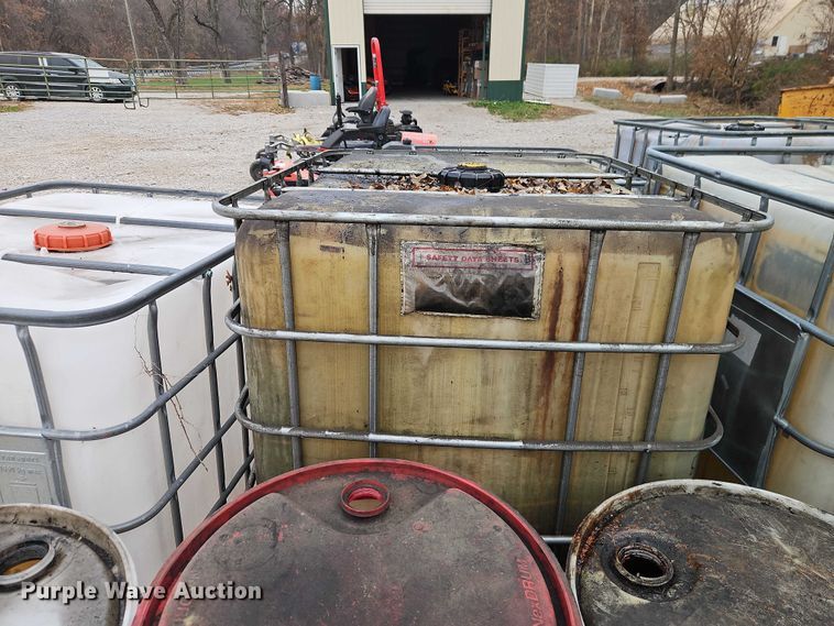 image for item EO4840 Tanks