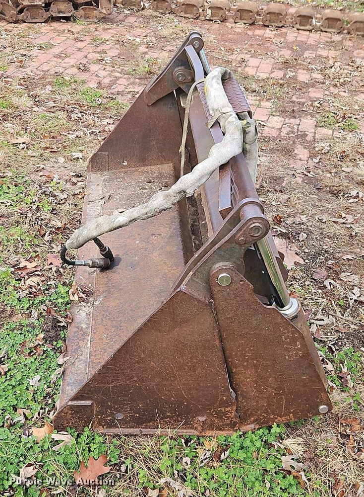 image for item EO4845 Hughes KB06020 skid steer four-in-one bucket