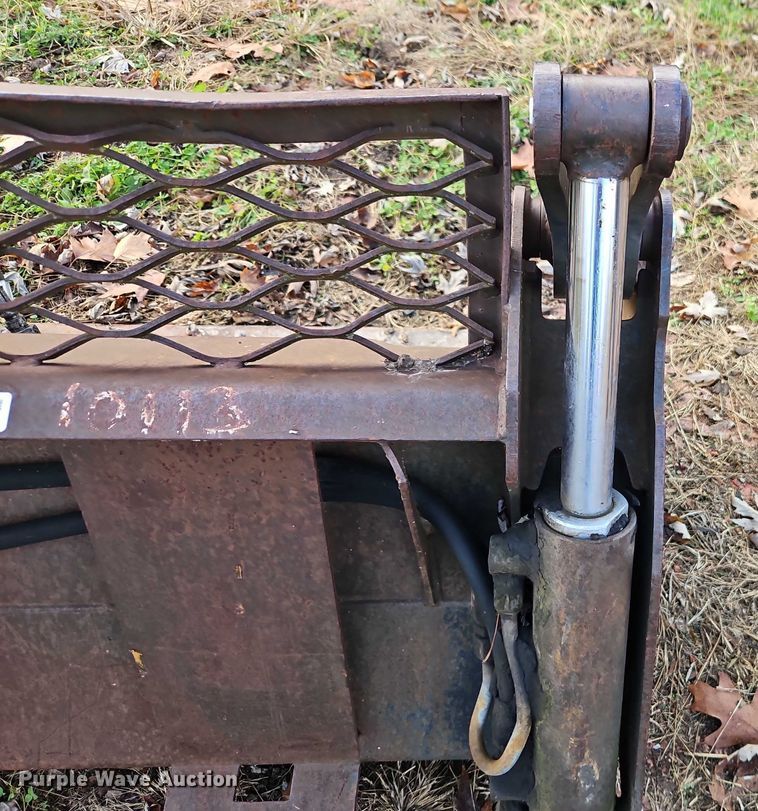 image for item EO4845 Hughes KB06020 skid steer four-in-one bucket