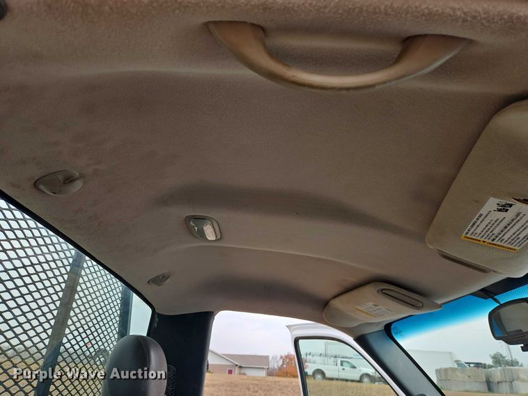 image for item EO4848 2005 GMC Sierra 1500 pickup truck