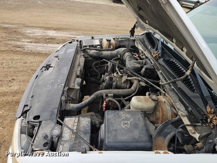 image for item EO4848 2005 GMC Sierra 1500 pickup truck