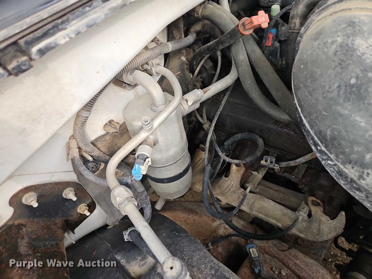 image for item EO4848 2005 GMC Sierra 1500 pickup truck