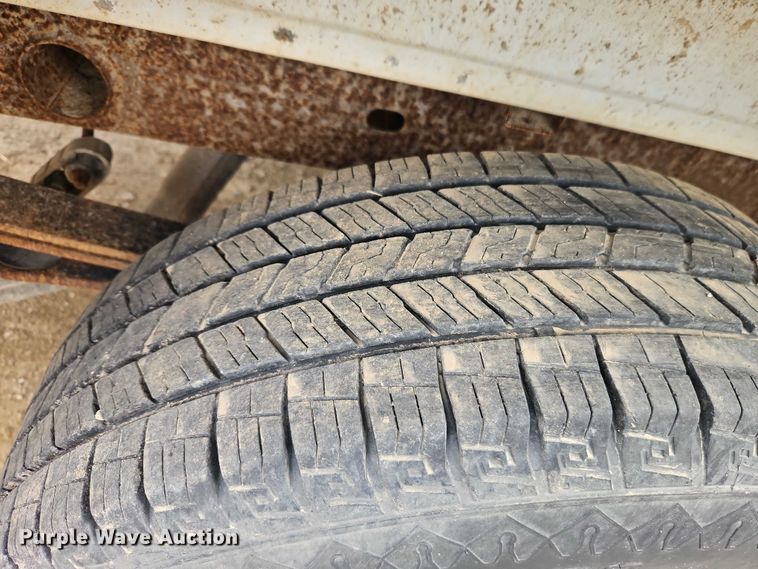 image for item EO4848 2005 GMC Sierra 1500 pickup truck