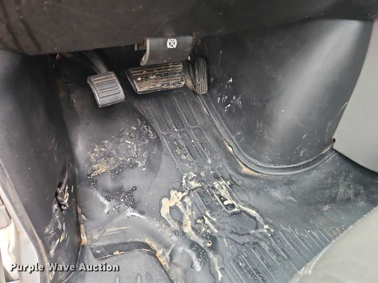 image for item EO4850 2005 Chevrolet Express 2500  van