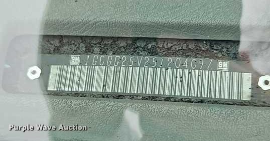 image for item EO4850 2005 Chevrolet Express 2500  van