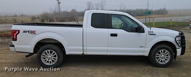 image for item EO4852 2017 Ford F150 XL SuperCab pickup truck