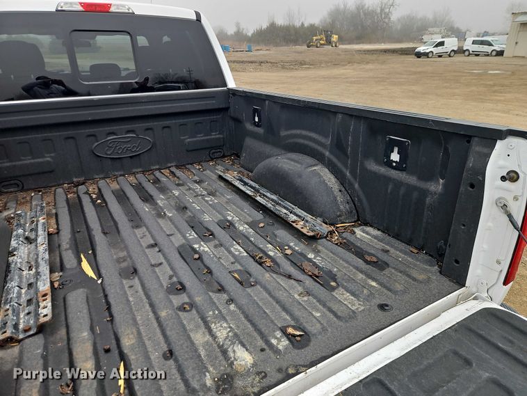 image for item EO4852 2017 Ford F150 XL SuperCab pickup truck