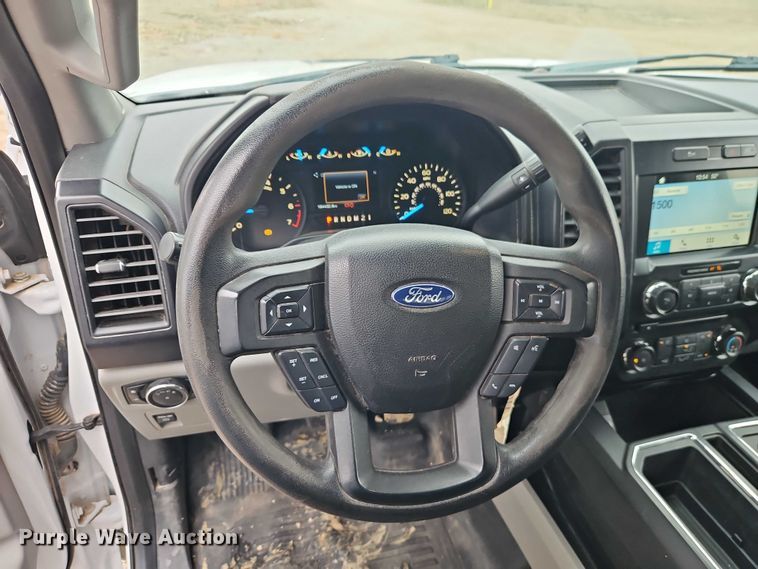 image for item EO4852 2017 Ford F150 XL SuperCab pickup truck