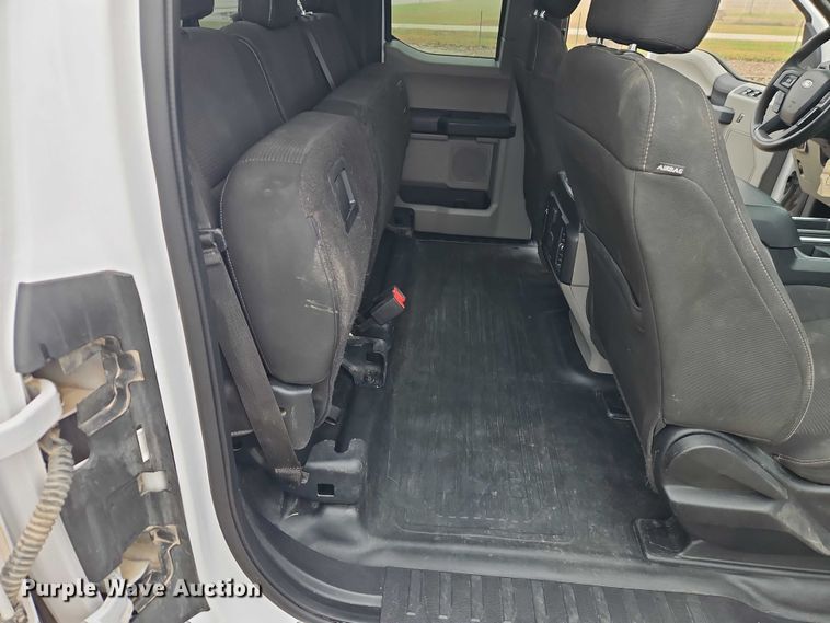 image for item EO4852 2017 Ford F150 XL SuperCab pickup truck