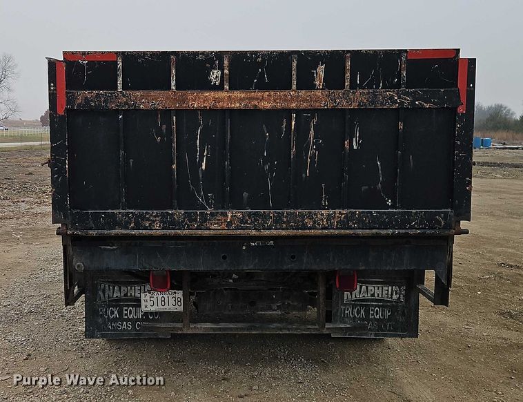 image for item EO4854 2000 Ford F450 Super Duty flatbed truck